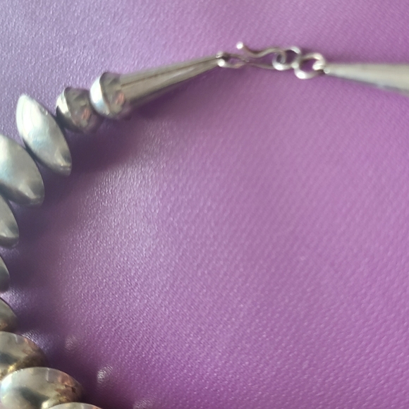 GORGEOUS VINTAGE NATIVE AMERICAN NAVAJO STERLING SILVER PILLOW TREMENDOUS NATIVE - Picture 4 of 4